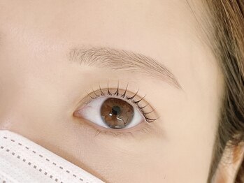 プライベートサロン エクラ(privatesalon eclat)の写真/半個室の落ち着いた空間で目元のお悩みを気軽にご相談☆魅力を最大限に引き出し、理想の目元を叶えます♪