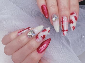 イムドットネイル(imu.nail)の写真/特別な日は指先までドレスアップ。イベントからブライダルまで、最高に輝く「とっておきの一日」を演出。