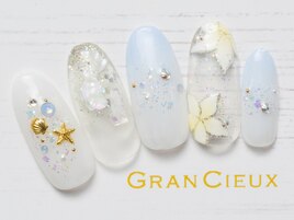 夏色フラワーネイル／8500円