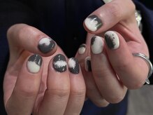 ハチイチイチサン(8113)/もやもやネイル