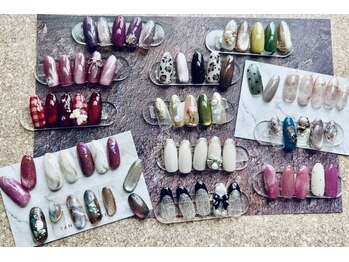 エールーム(A-Room)の写真/【季節のデザイン多数ご用意◎】綺麗めオフィス系～大人可愛いデザインまでお任せ下さい！見惚れる指先へ♪