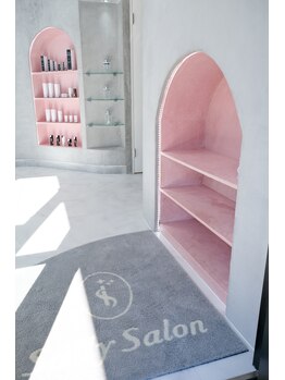 サリーサロン(SallySalon)/清潔な店内でお待ちしています。