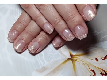 イーズ(ease)/ラメグラデーション