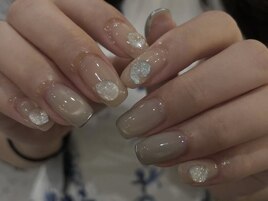 yui指名 うるうるぷっくりネイル