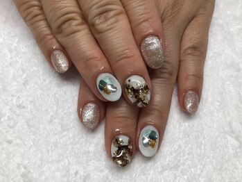 イリスネイル(IRIS NAIL)/
