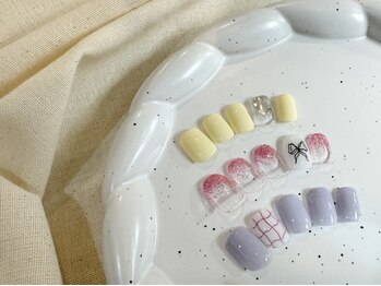 マルネイル 新宿店(MARU NAIL)の写真/大人気のトレンド感あるデザインの定額アート♪ニュアンスデザイン多数★お得なクーポンあり！