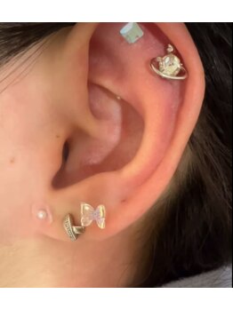 サロン デ リブレ 加古川店(salon de Libre)/決め手は大きめ耳ツボジュエリー