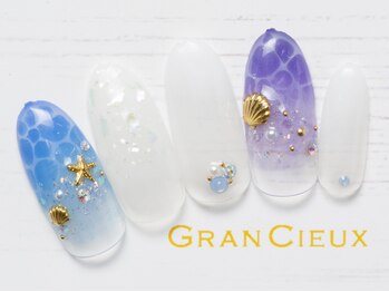 クアトログランシュ 青葉台(QUATRO×GranCieux)/リゾート風水面ネイル／8500円
