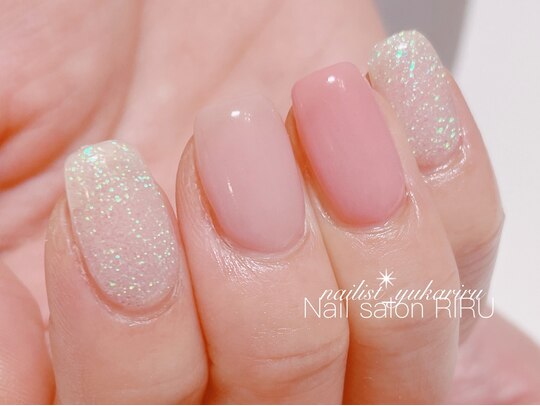 2025年夏トレンド】3色のネイルデザイン集｜人気順｜ホットペッパー  