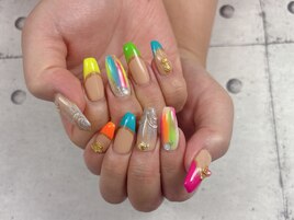 カラフルフレンチネイル