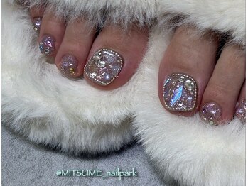ネイルパーク ミツメ(Nail park_MITSUME)の写真/好きを詰め込みましょう！マグネットやフラッシュも人気のサロンで、可愛い足元でテンション上がる体験を★