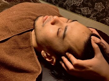 アーティ(aaty)/ドライヘッドスパ/マッサージ