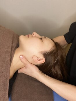 恵比寿駅前整骨院はり院 別館【美容鍼・鍼治療・整体】/小顔　ヘッドスパ　フェイス