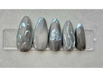 リルモ(RELUMO)/定額ネイルデザイン