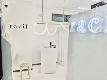 ラシル バイ レストプラス 名古屋駅前店(RACIL by REST PLUS)/おしゃれな店内