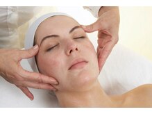 リノア 柏(Lino'a)/潤いツヤ肌と陶器肌/肌土台ケア