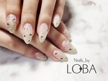 ローバ(LOBA)/ラメグラデーション+ストーン☆