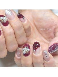 ボルドー　雪の結晶ネイル