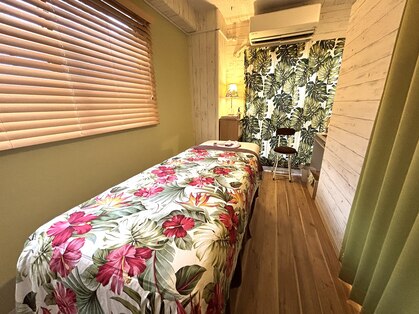 ハワイアンフォレストスパ 上大岡店の写真