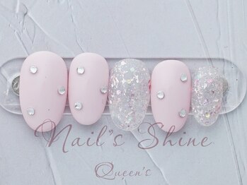 ネイルズシャインクイーンズ(nail's Shine Queen's)/上品トレンドアート