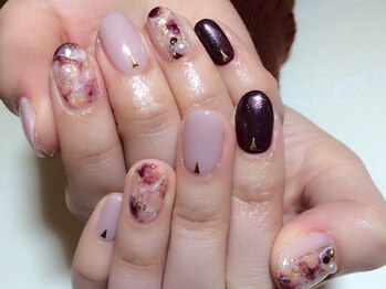 ネイル&アイラッシュ ルミア(Nail & Eyelash LUMIA)/☆付け放題ジェルネイル☆