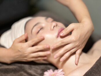 健康美 東洋医学療法院 鴻巣店/コルギ小顔