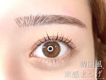 ムーンアイラッシュ(MoonEyelash)の写真