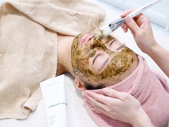 ラシック(La chic)/クリスティーナハーブピーリング