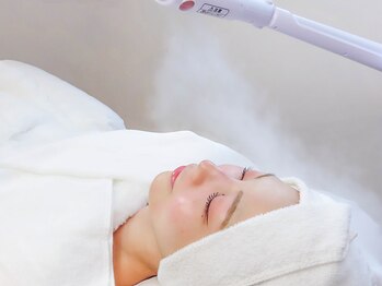 夏秋美肌サロンの写真/【大人の印象美は、ここで作る】疲れ顔から褒められ肌へ。ハリ不足・疲れ顔を集中ケア◎艶めく理想の素肌へ