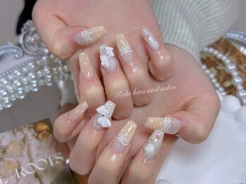 ローラキラ(Rola kira)/ドットとレースとリボンネイル