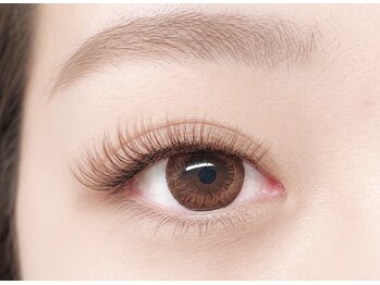 リナータ 渋谷本店(Rinata)の写真/【初回オフ無料ボリュームラッシュ400本¥6990】何度でも同価格!ふんわりボリュームでナチュラルeyeが新常識