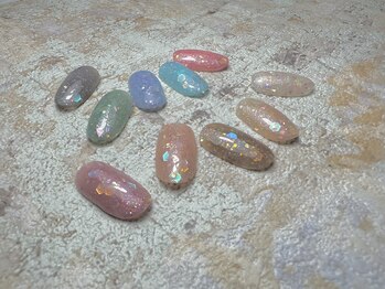 カヌヌ(Kanunu)/カラーラメ入荷