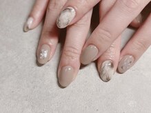 ラドール(La Dhole)/大理石×ホワイトシェル