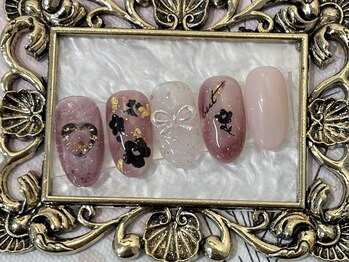 ガーリーネイル