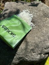 トゥルーリー(TRULY)/お顔専用のWAX剤を使用