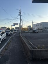 メイクマジック(Makemagic)/専用駐車場