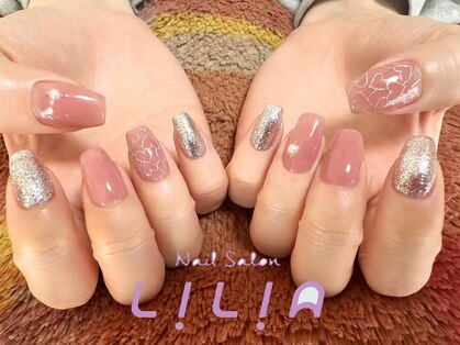 リリア(Lilia)の写真