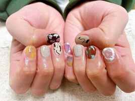 個性派ネイル　ちぐはぐ
