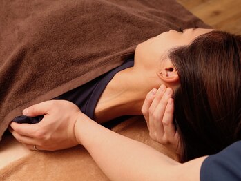 ハリス(HARIS)/首や背中の矯正もセット