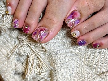 イル(ile)の写真/お仕事上ハンドネイルができない方にも◎足元にもカワイイを演出しましょう、持ち込みデザインOK！