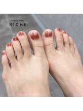 リッシュ(RICHE)/大人レッドのシルキーマグネット