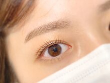 クレビア(CreBiA)/まつ毛パーマ＋眉毛スタイリング