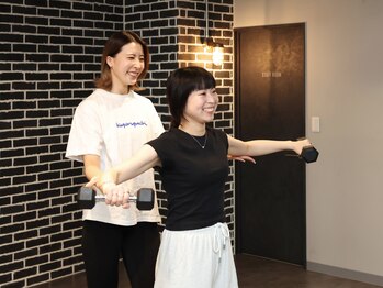 居留地フィットネス(居留地Fitness)/サイドレイズ