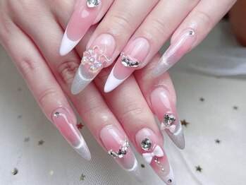 クイーンズネイルサロン(Queen's nail salon)/持ち込みデザインチップ長さだし