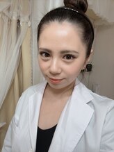 ヴィズクラブ バイ ビネル(Vi's CLUB by BINEL) Lala