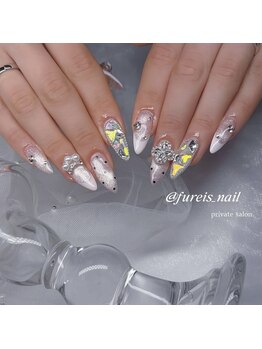 FUREIS NAILの写真/季節やトレンドを取り入れた様々なパーツをご用意！美フォルムで理想の仕上がりに♪