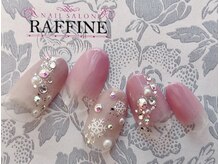 ネイルサロンアンドスクール ラフィーネ 池袋店/キラキラ結晶ネイル◆￥7990