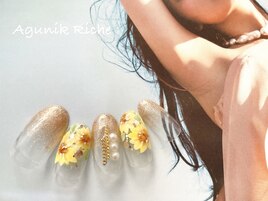 【向日葵ネイル】