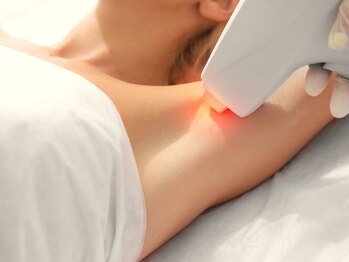 ロサアスール(Rosa azul)/女性◇光脱毛◇全身+vio