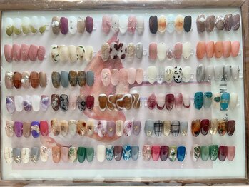 フローラ(flora)/選べる定額デザイン